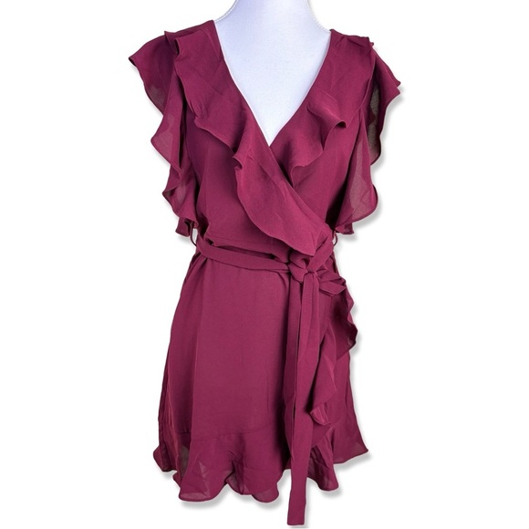 ⭐️FOREVER 21 Burgundy Ruffle Tie Front Mini Dress - Picture 1 of 8